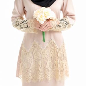 Aimi Kurung Cream With Flower